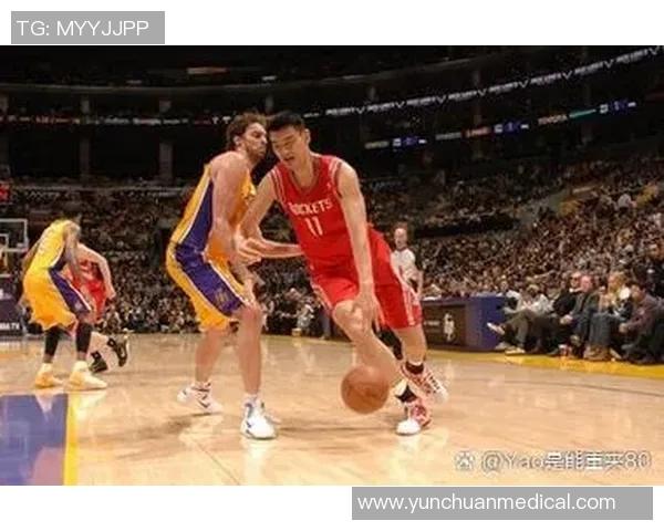 姚明身高是多少英尺揭秘这位篮球巨星的身高秘密 姚明身高是多少英尺揭秘这位篮球巨星的身高秘密