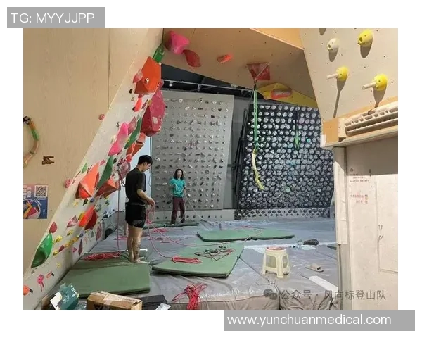 成都攀岩队的运营体系与攀岩战术的深度解析与实践探索 成都攀岩队的运营体系与攀岩战术的深度解析与实践探索